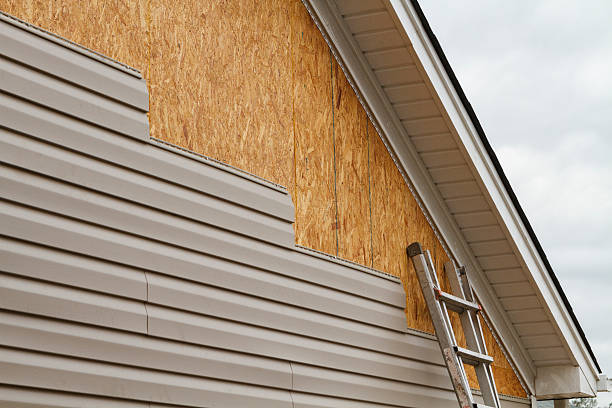 24/7 Emergency Vinyl Siding experts in Flushing, OH